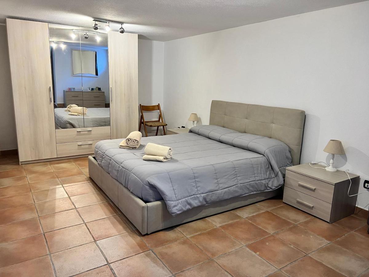 Villa Casa Edera à Olbia Extérieur photo
